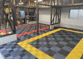 店内イメージ02